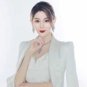 努力的小婉